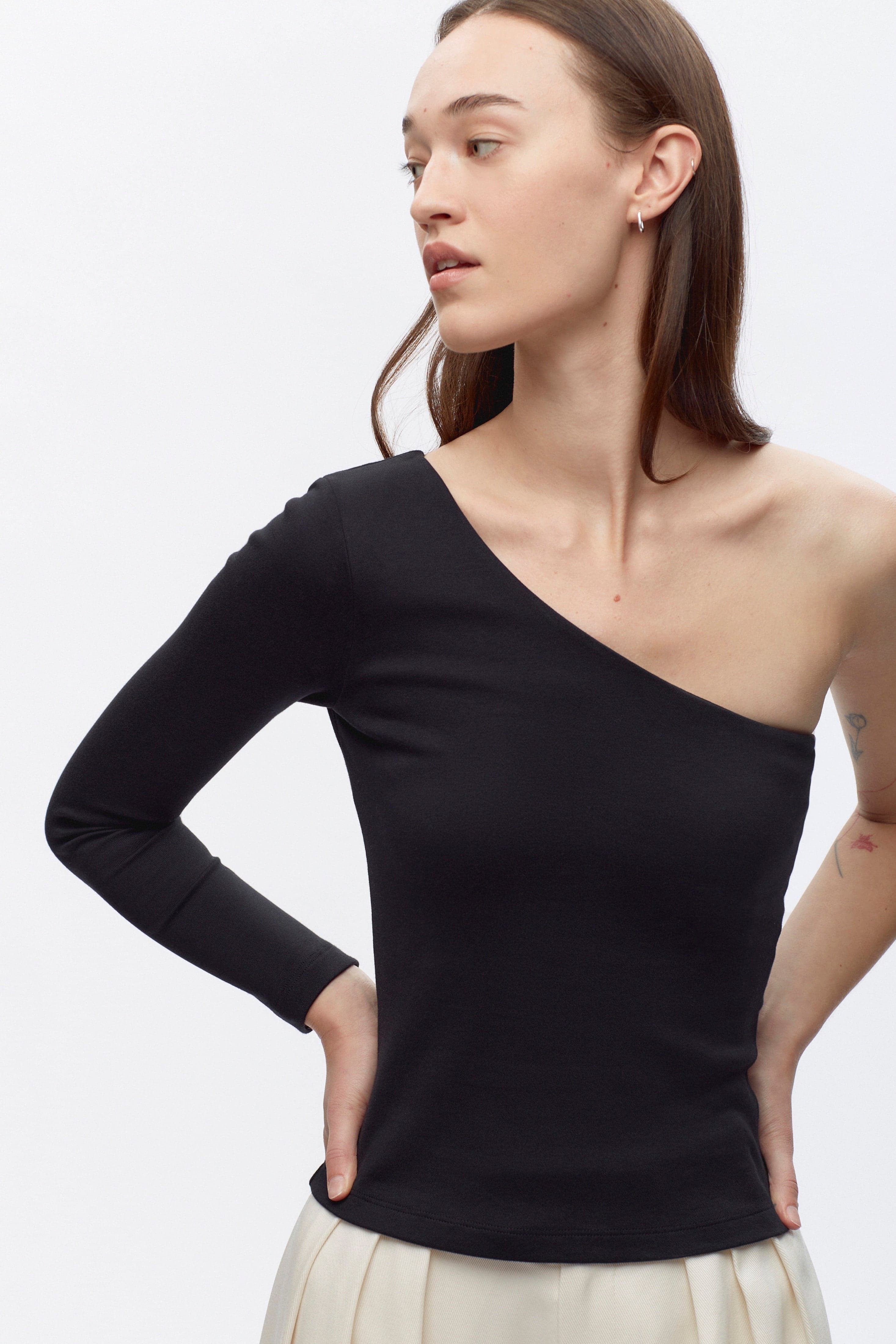 Women's Faten Shirt
