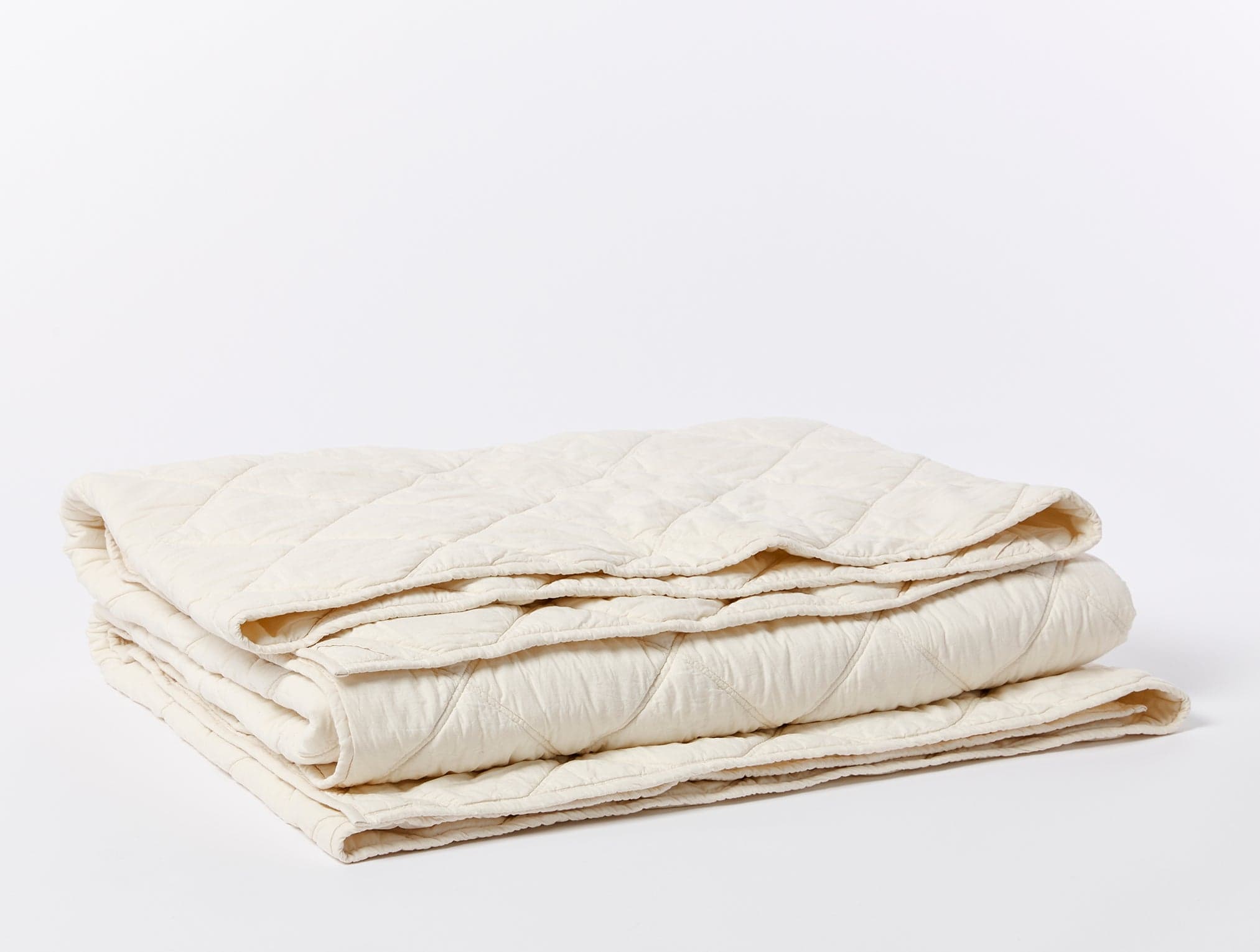 Diamond-Stitched Organic Cotton Comforter 1