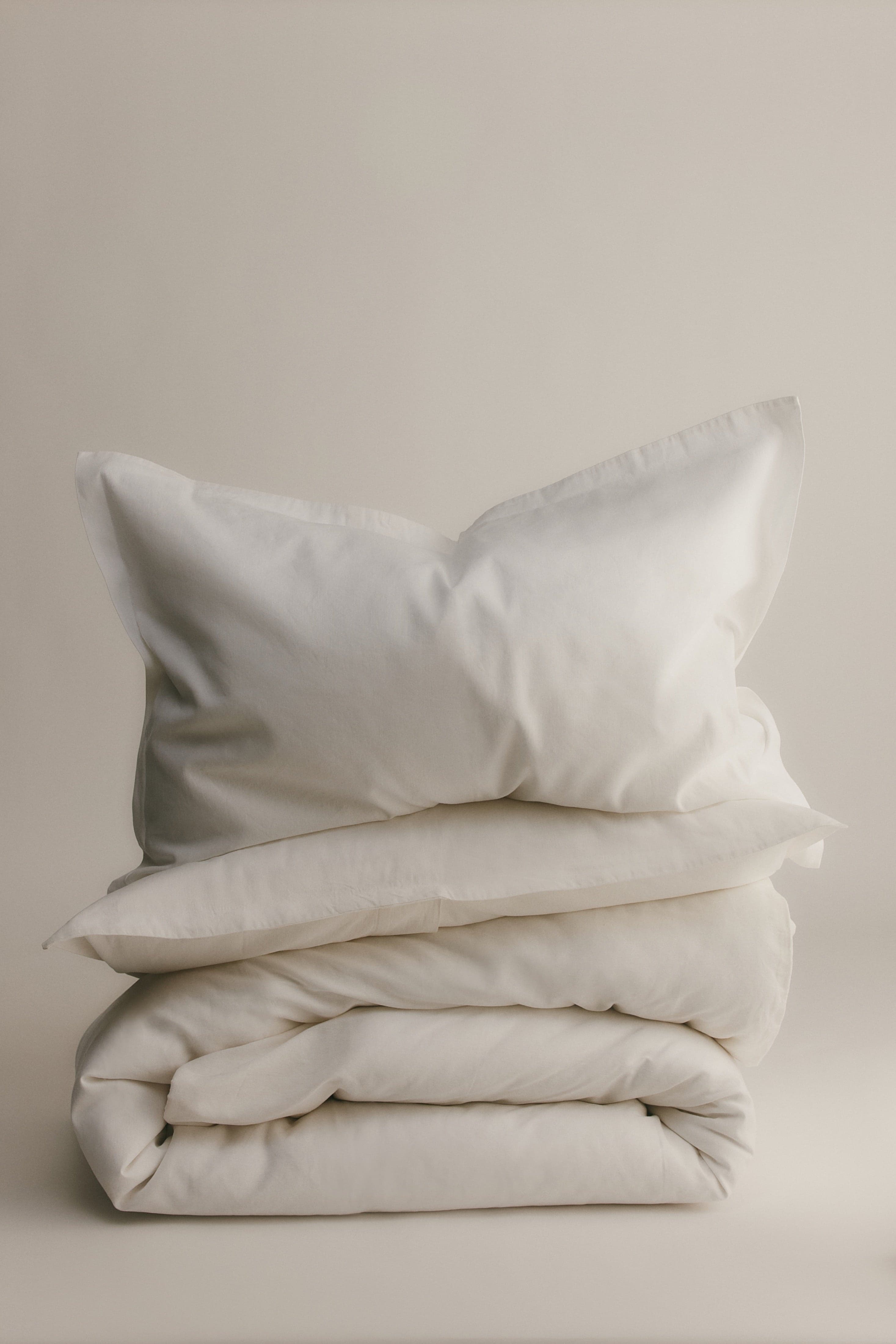 Linen Duvet Cover and Pillow Sham Set