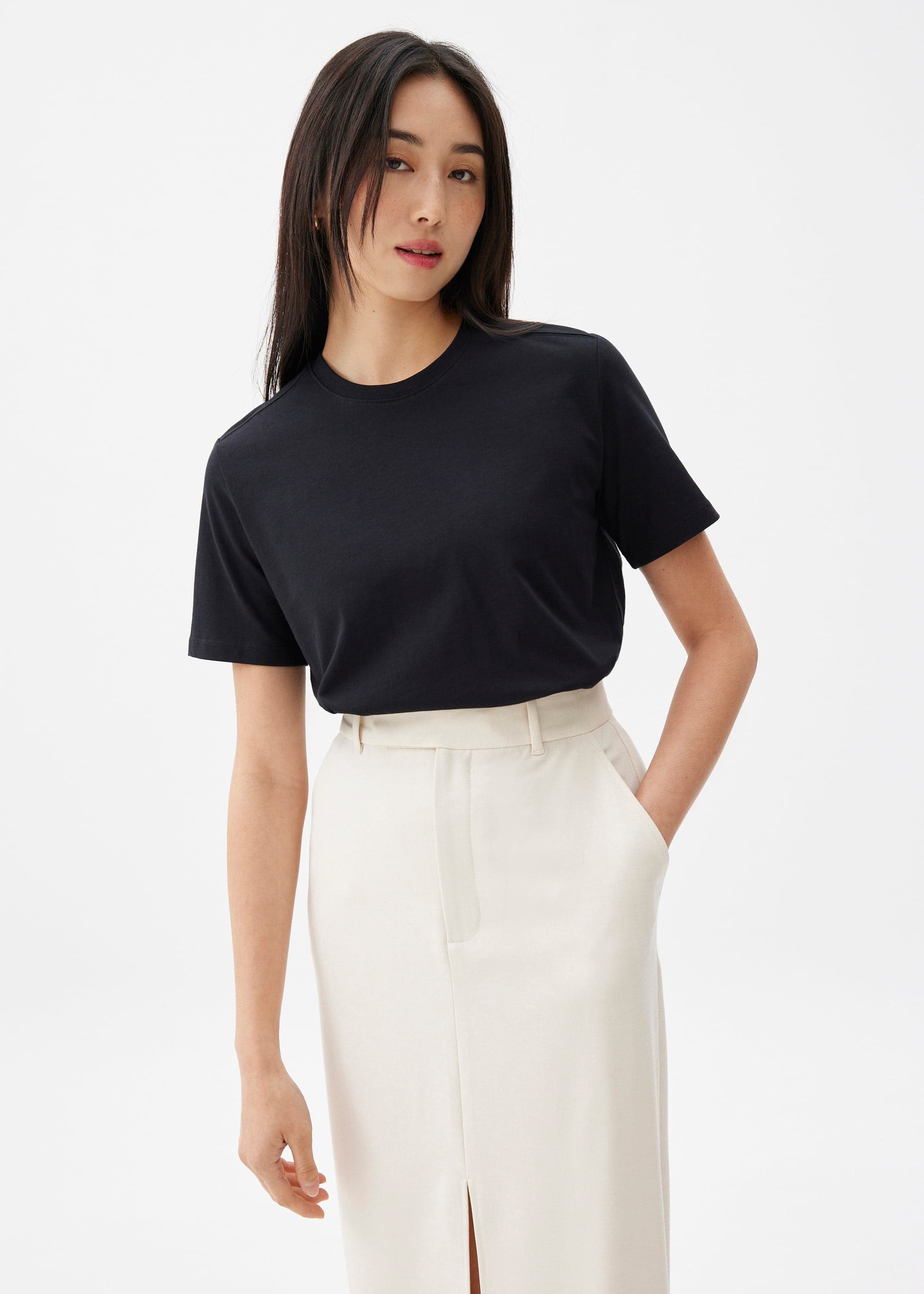 Avery Round Neck Tee