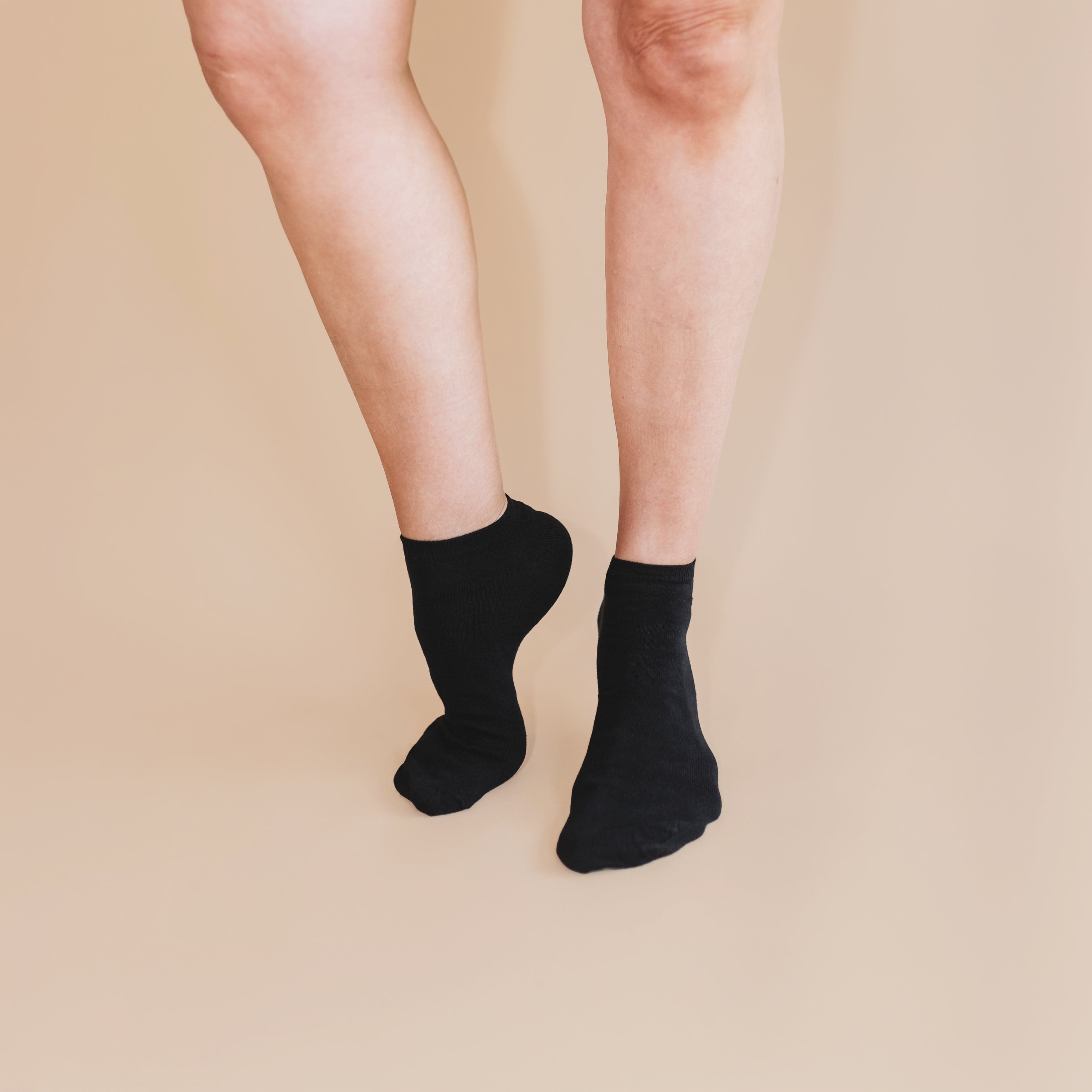 Everyday Adult Lightweight Ankle Socks - 98% Organic Cotton 1