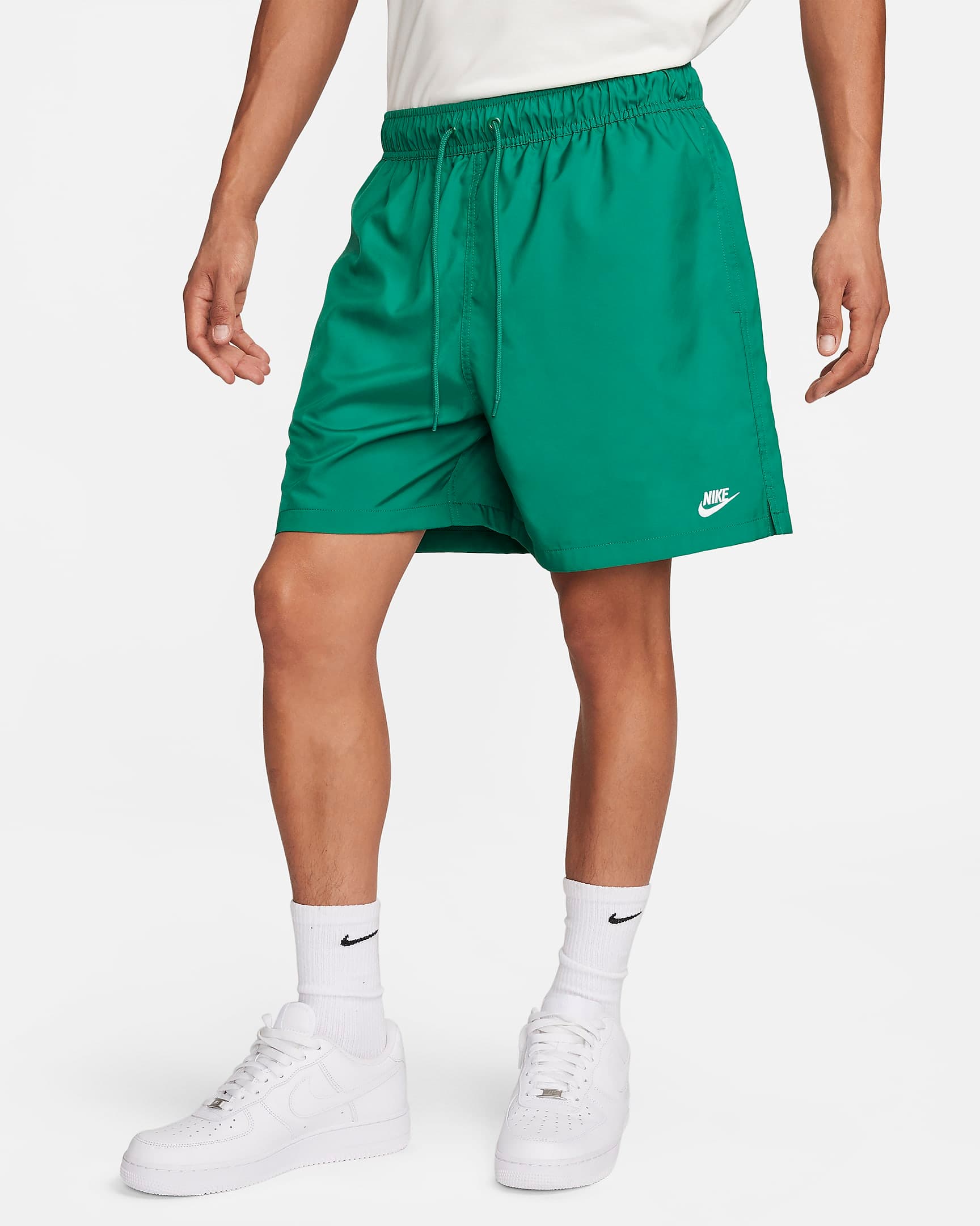 Nike Club Men's Woven Flow Shorts