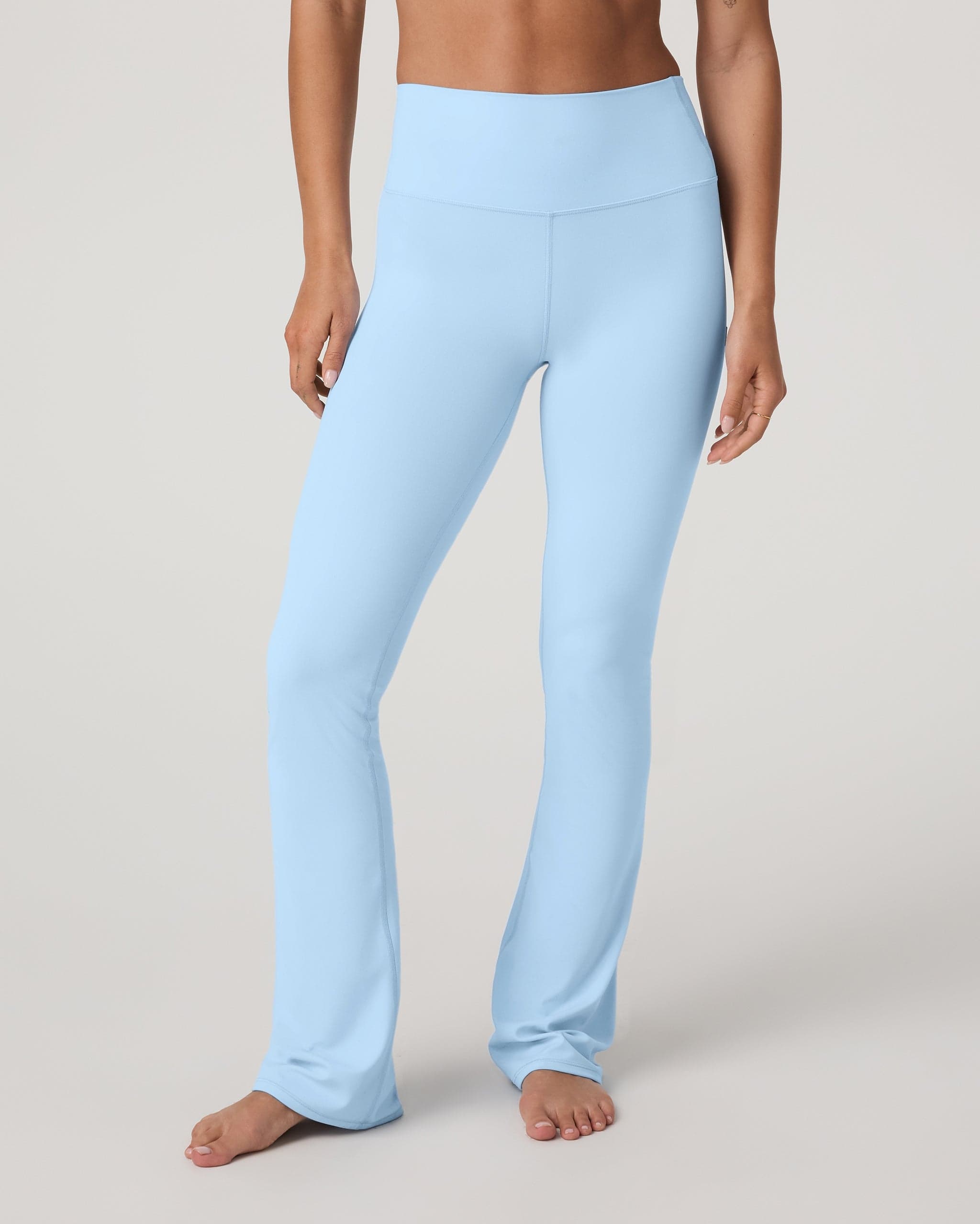 Vuori AllTheFeels™ Slim Flare 1