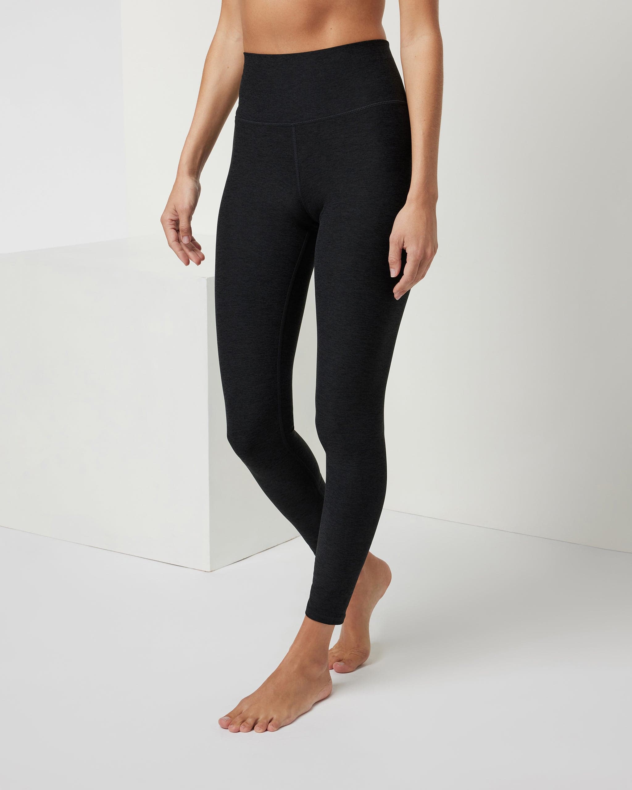 Clean Elevation Legging 1